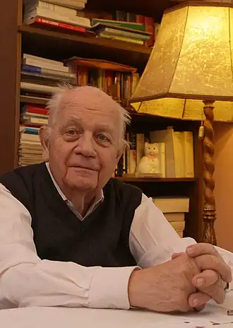 В своём рабочем кабинете (8 января 2011 года)