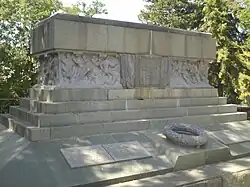 Морякам, погибшим на линкоре «Новороссийск»