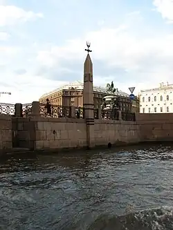 Футшток у Синего моста