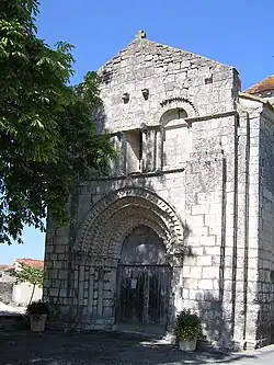 Церковь Сент-Ипполит