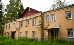 Центральный флигель хозяйственного двора