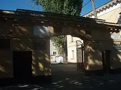 Ворота архива