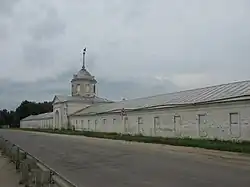 Здание конного двора