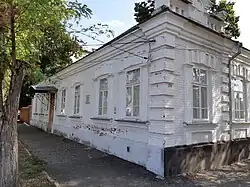 Дом, в котором в разные годы жили революционеры А.Ф. и В.Ф. Соловьевы, военный деятель И.И. Петрожицкий и бывали революционеры А.А. Жулковский, И.П. Покровский, Л.Ф. Герус