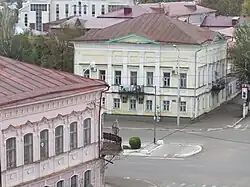 Здание женской гимназии