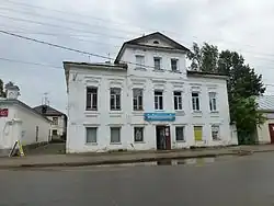 Жилой дом (главный дом по паспорту)