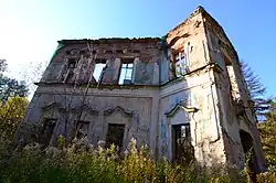 Западный флигель