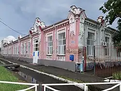 Здание начального училища (медицинское училище)