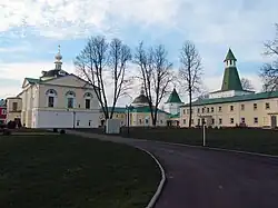 Западный келейный корпус