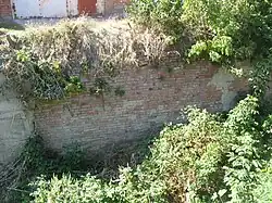 Комплекс уличного съезда (мостовая, подпорные стены)