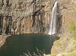 Ландшафтный участок "Красные камни"