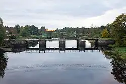 Северный шандорный гранитный водоспуск