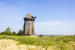 Деревянная мельница