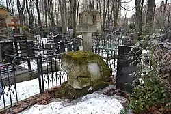 Могила Трискорни Виталия (? - 1831), владельца скульптурной мастерской в Москве