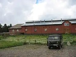 Здание фермы (коровник)