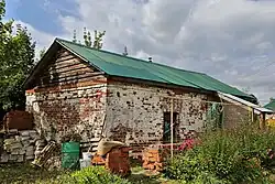 Сторожка и угловой павильон (часовня) ограды