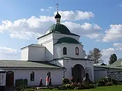 Церковь преподобного Кирилла, игумена Белозерского (надвратная)