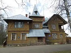 Усадебный дом