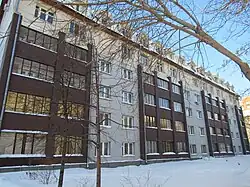 4-этажный кирпичный жилой дом