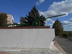 Мемориальный памятник-пушка в честь освобождения Ржева