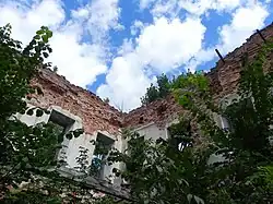 Служебные постройки