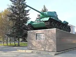 Памятник боевой славы «Танк Т-34», установленный в честь освобождения от немецко-фашистских захватчиков г. Ржева