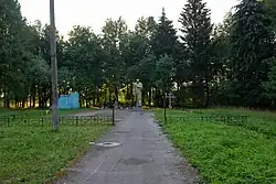 Братская могила солдат и офицеров Советской Армии и Военно-Морского флота, погибших в период Великой Отечественной войны 1941-1945 гг.