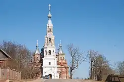 Церковь Рождества Христова с кладбищем, оградой и воротами