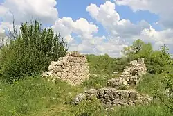 Малая базилика (вырубная основа) на южном обрыве плато