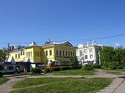 Сквер на пл. Батенькова