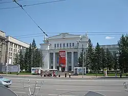 Дом-памятник В.И. Ленину, сооруженный в 1925 году на средства горожан