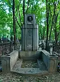 Могила Листа Густава Ивановича (1835-1913), предпринимателя